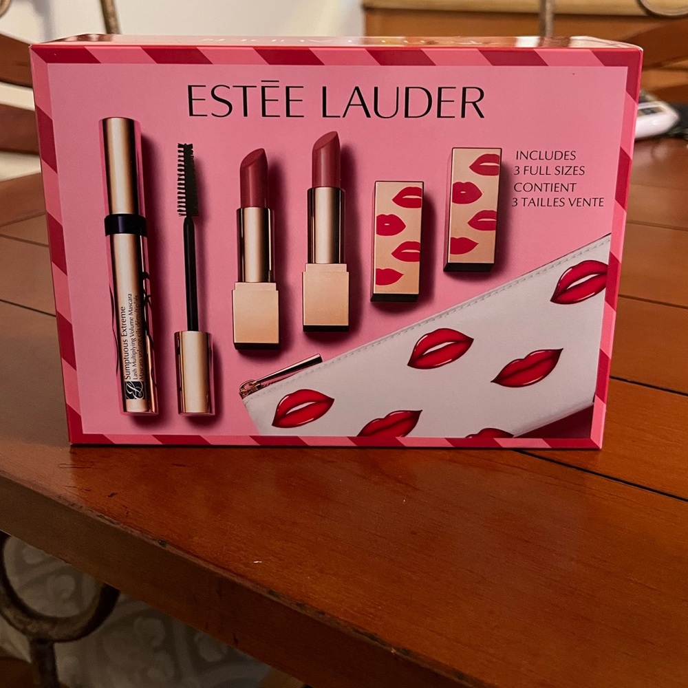 Estée Lauder makeup